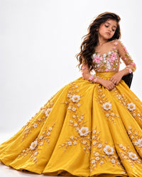 Hemangi Lehenga