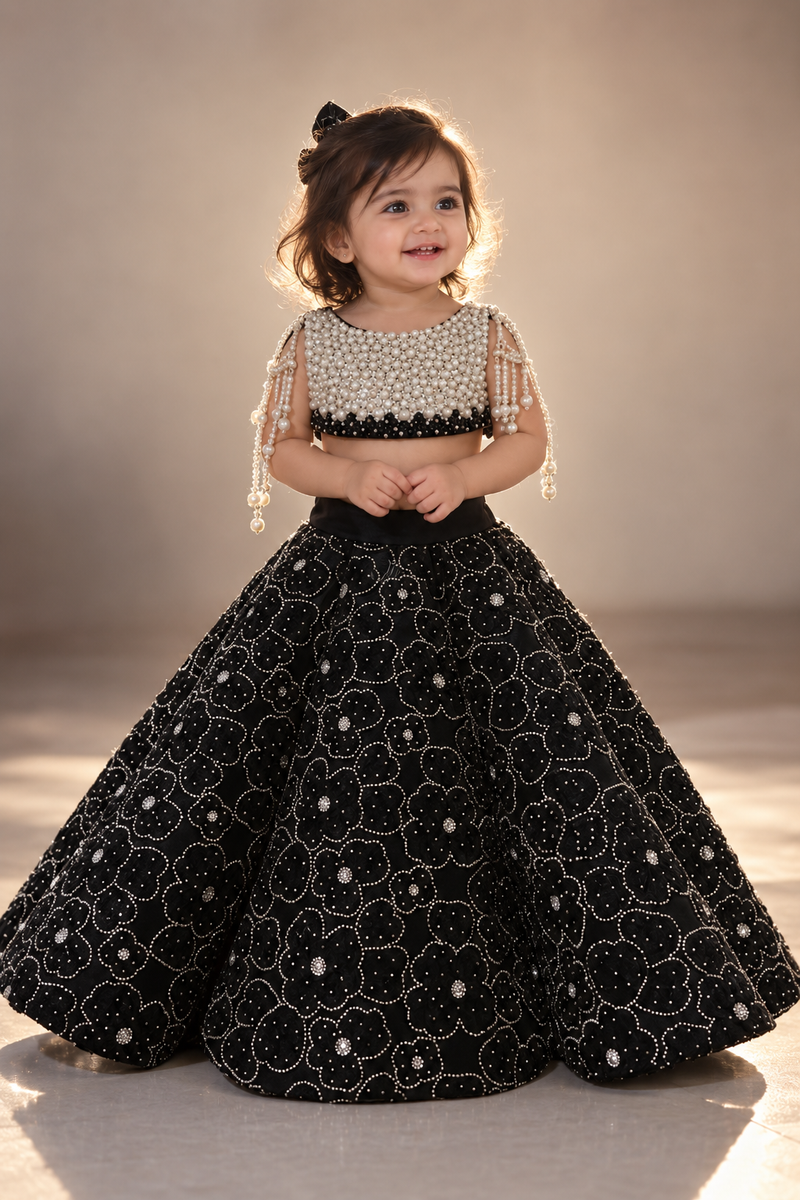 أسود منظم Lehenga