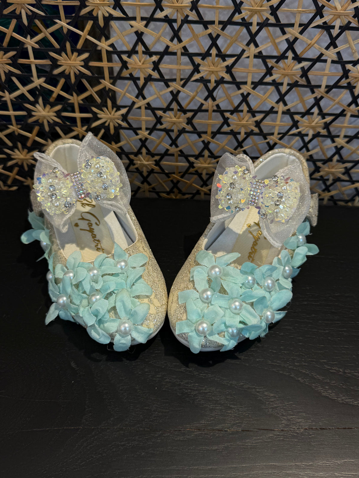 Flower bow shoes – Kids Designer Wear | BK Gayatri Official