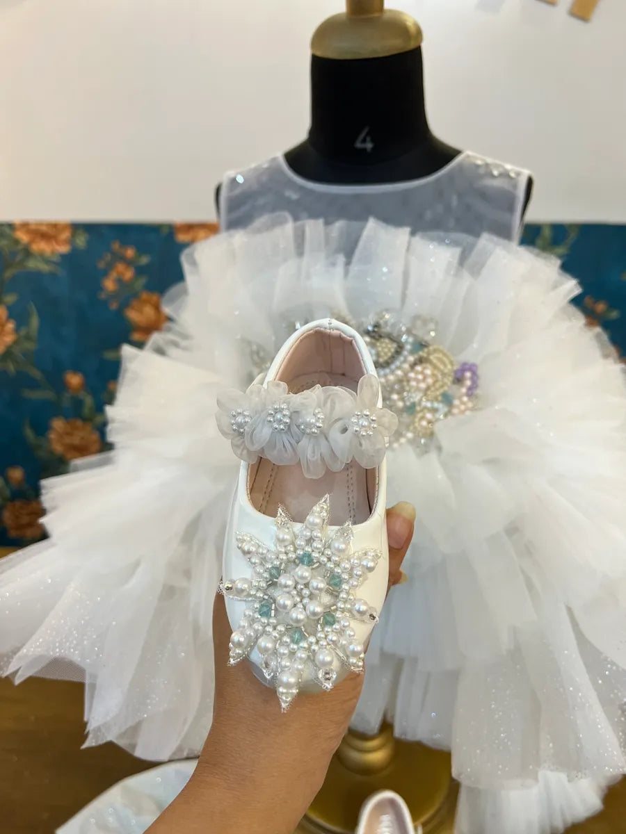 Frozen Shoes - BK Gayatri Official