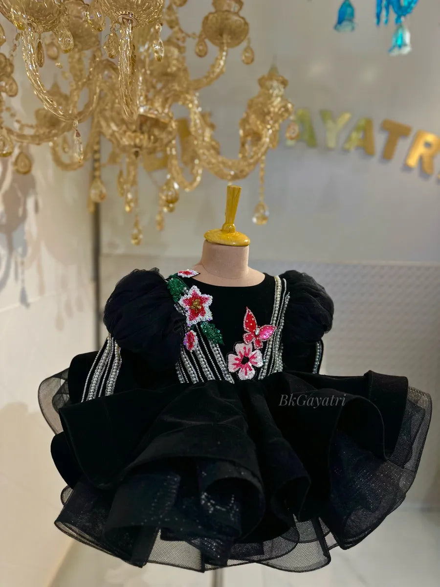Knee length black dress – Kids Designer Dress | BK Gayatri Official