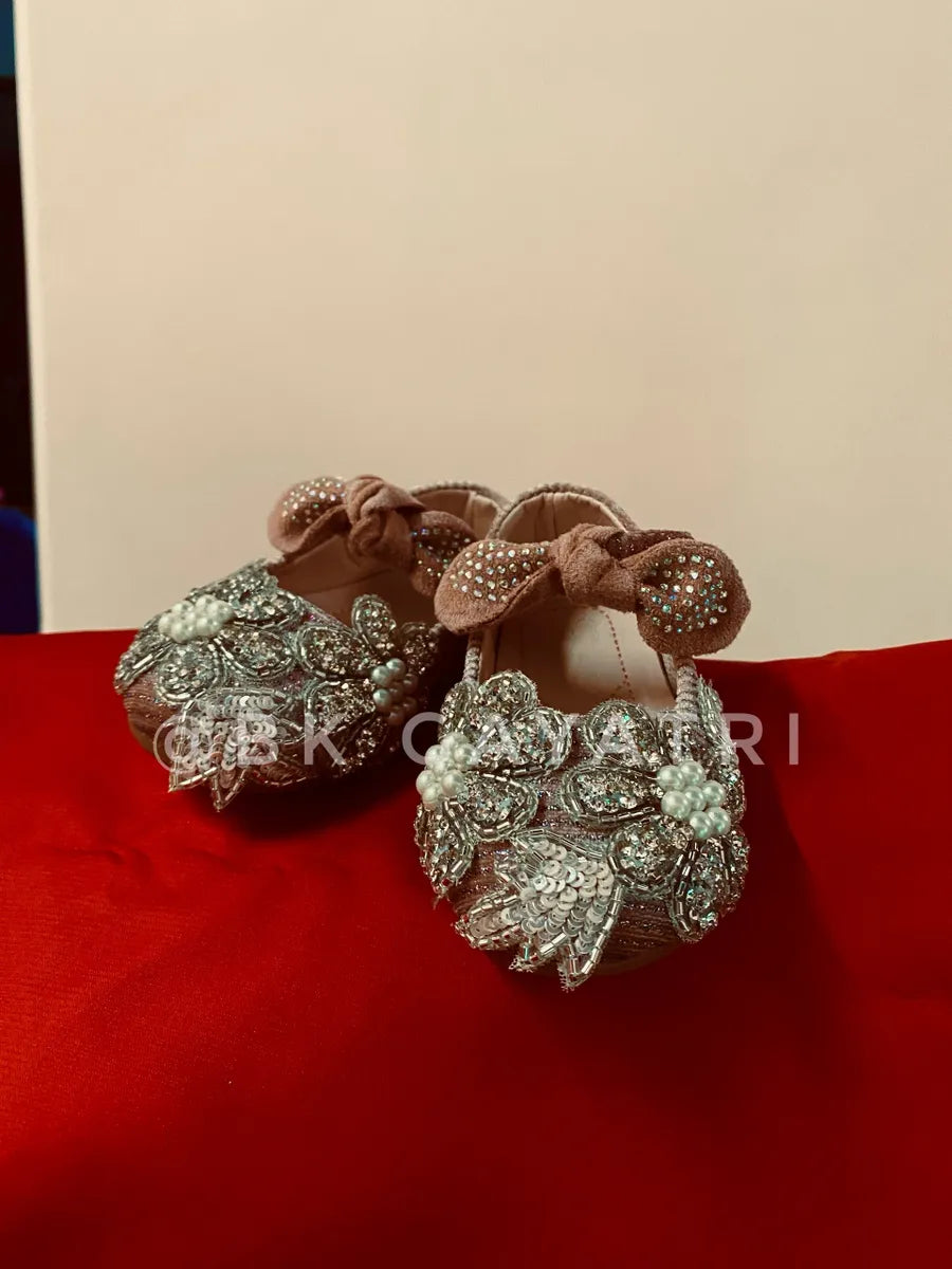 Bow Shoes – Kids Designer Wear | BK Gayatri Official